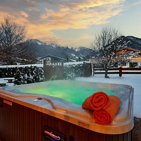 Apartment Chiemgauferienwohnungen - Wanderlust Und Alpenrose