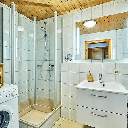 Chiemgauferienwohnungen - Wanderlust Und Alpenrose Apartment *