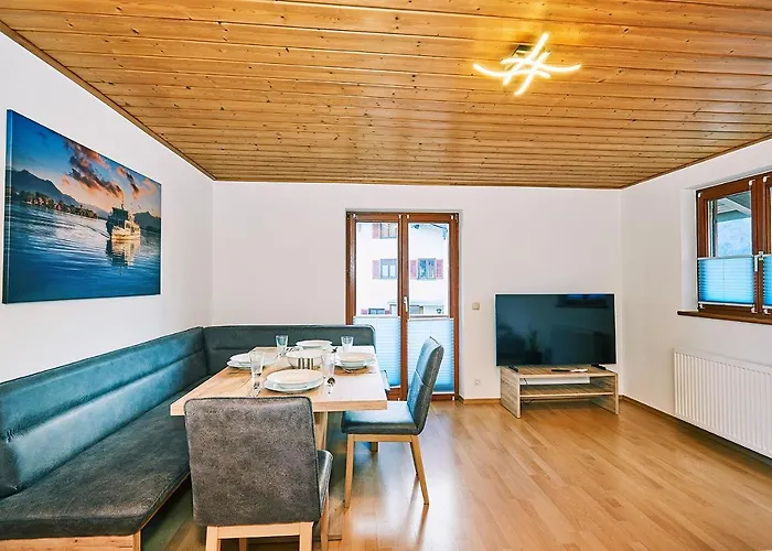 Chiemgauferienwohnungen - Wanderlust Und Alpenrose Apartment